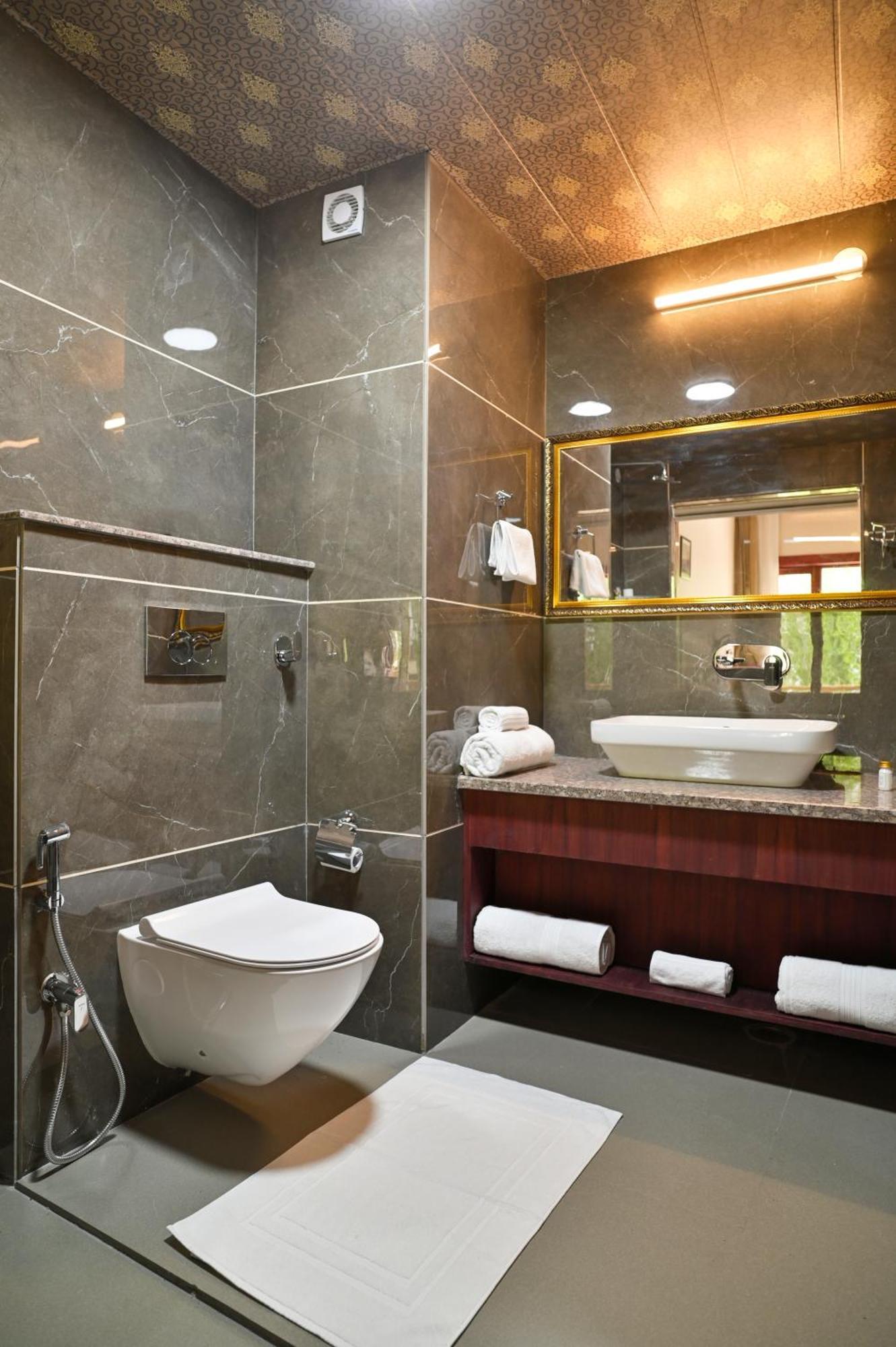Hotel Ladakh Hills Leh Ngoại thất bức ảnh